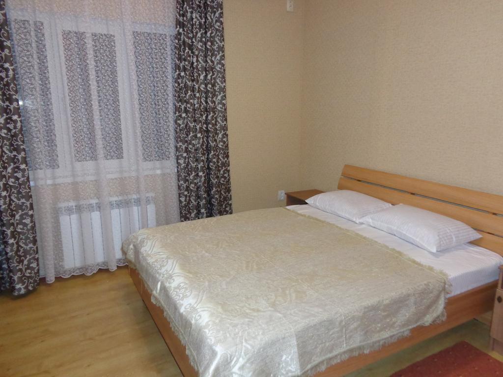 Barin Hotell Saratov Exteriör bild